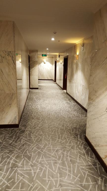 Burj Alhayat Hotel Suites Olaya Ер-Ріяд Екстер'єр фото