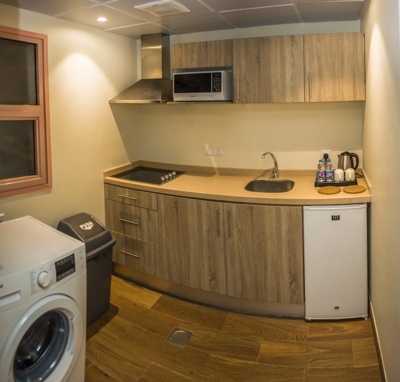 Burj Alhayat Hotel Suites Olaya Ер-Ріяд Екстер'єр фото